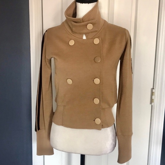 Guess jacket. - Picture 2 of 7